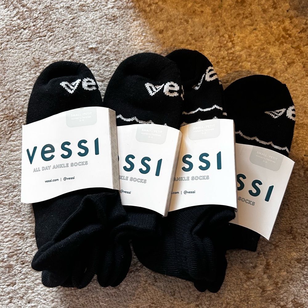 Vessi ankle socks